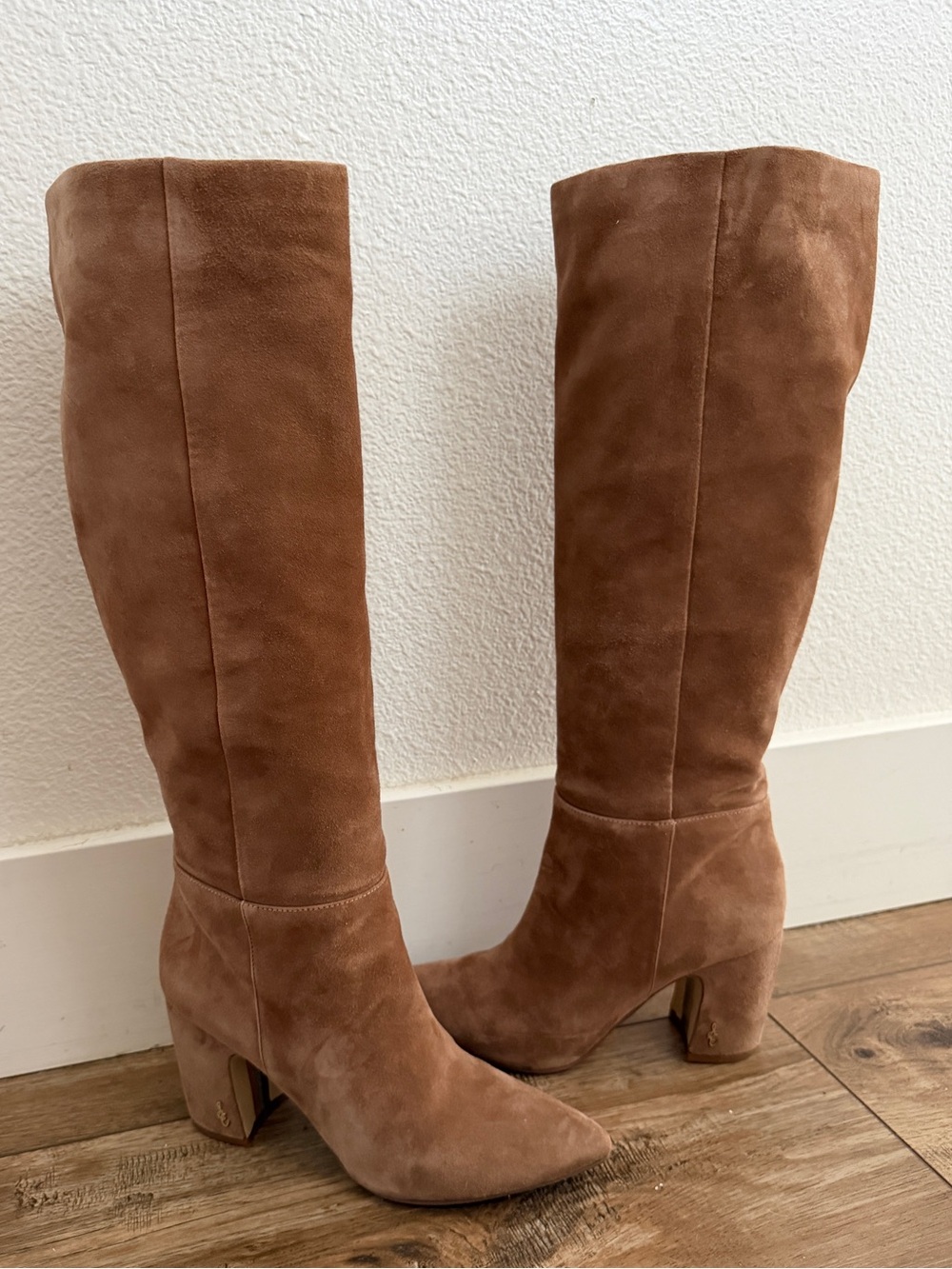 SAM EDEMAN Hiltin Praline Suede Boots